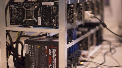 Bitcoin Miners Compete, But Also Work Together